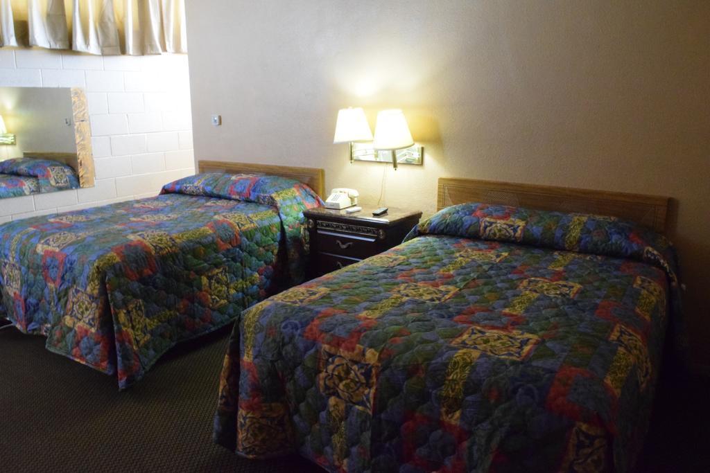 Imperial Motel Odessa Quarto foto